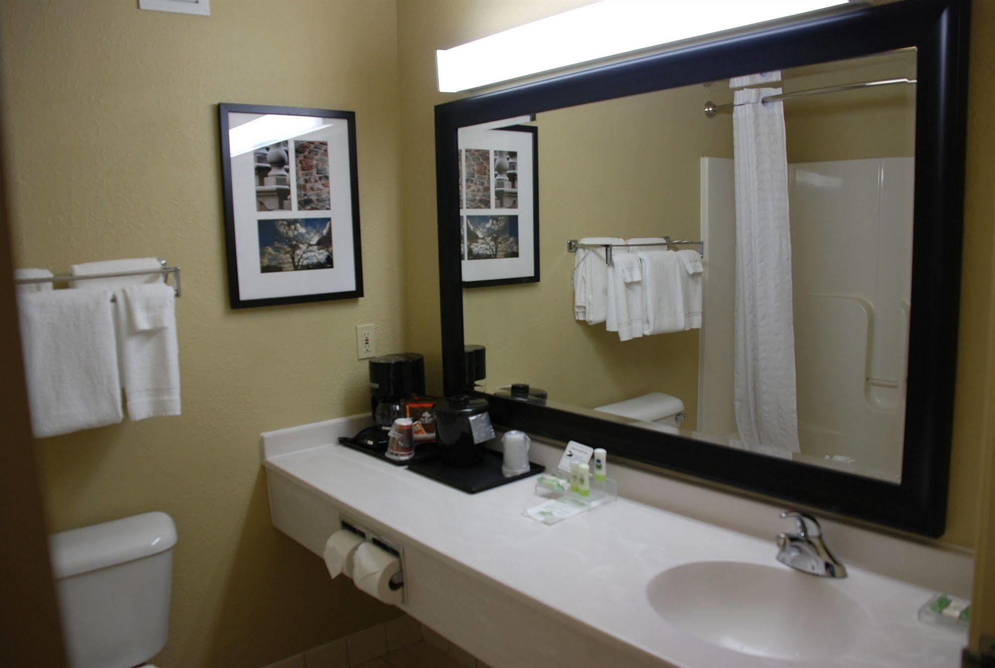 Americinn By Wyndham, Galesburg, Il Esterno foto